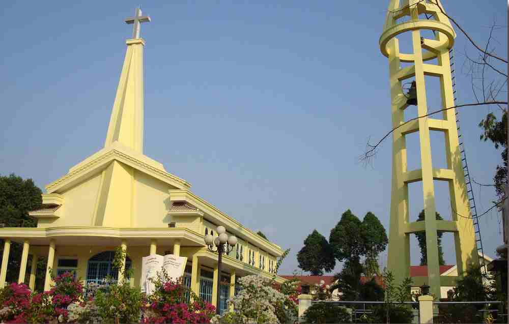 Nhà thờ Tây Ninh này được thành lập từ năm 1981