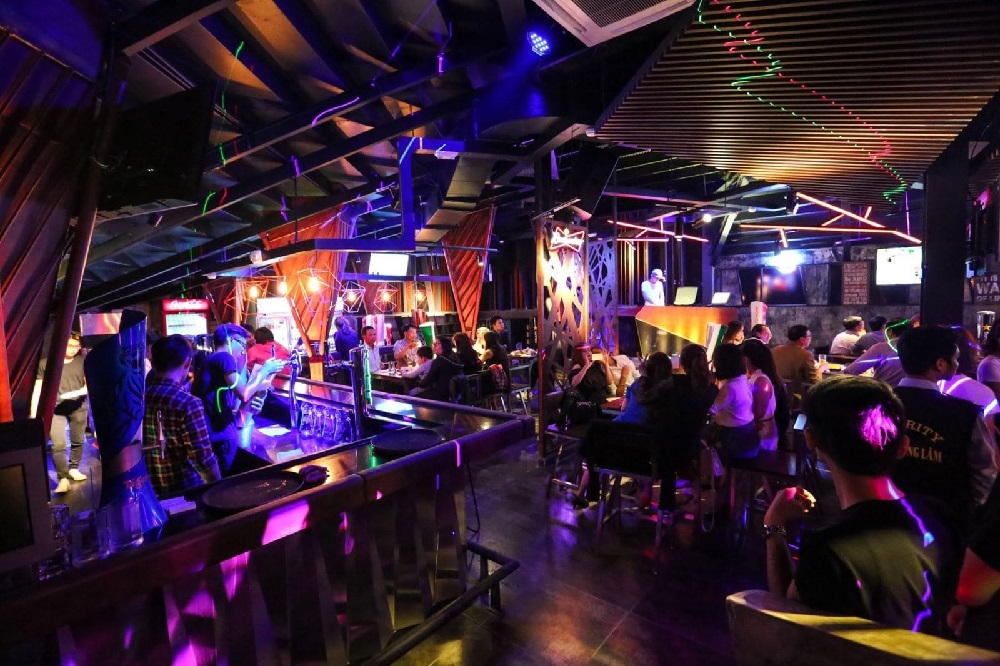 Nineteen Bar Club Tây Ninh