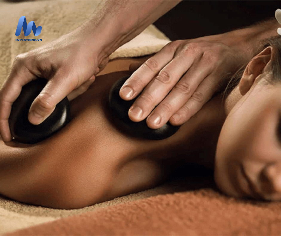 Thư giãn cùng dịch vụ massage tinh dầu tại Đại Ngọc