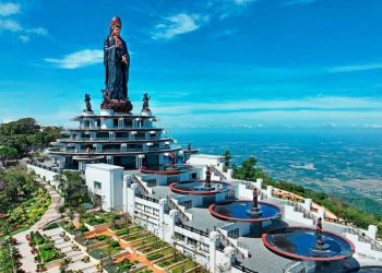 Núi Bà Đen - Địa điểm linh thiêng nhất Nam Bộ